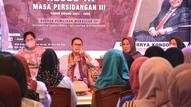 Anggota DPRD Makassar, Galmerrya Kondorura serap Aspirasj Warga Katimbang, saat Reses Masa Persidangan Ketiga Tahun 2021-2022, di Kodam 3, Jumat (5/8/2022).