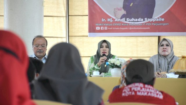 Wakil Ketua DPRD Makassar, Andi Suhada Sappaile sosialisasikan Perda Perlindungan Perawat, di Hotel Karebosi Premier, Rabu (24/8/2022).