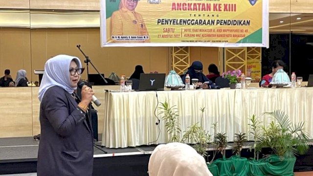 Anggota DPRD Makassar, Apiaty Amin Syam sosialisasikan Perda Penyelenggaraan Pendidikan, di Hotel Khas Makassar, Jl Andi Mappanyukki, Sabtu (27/8/2022).