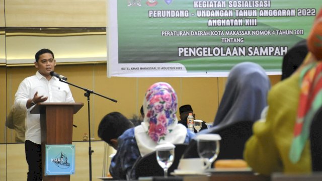 Ketua Komisi A DPRD Makassar, Rachmat Taqwa Quraisy sosialisasikan Perda Pengelolaan Sampah, di Hotel Khas Makassar, Rabu (31/8/2022).
