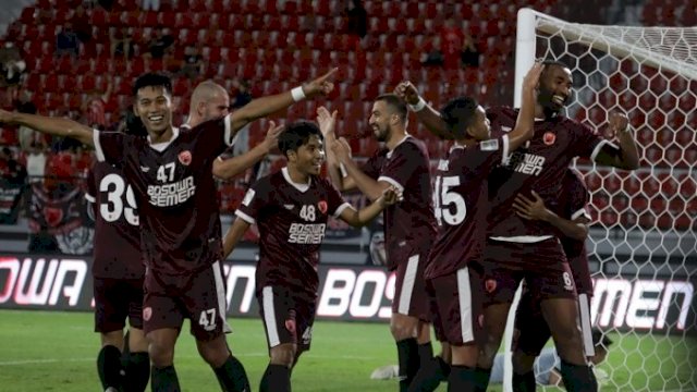 Para pemain PSM akan menghadapi RANS Nusantara FC di Stadion Pakansari, Cibinong, Bogor, pada Senin (15/8/2022) pukul 18.15 WIB. (int)