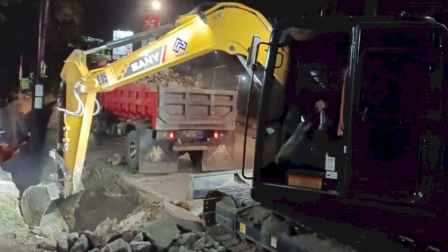 Dokumentasi: Jalan Antang Raya yang kini sudah mulai diperbaiki. 