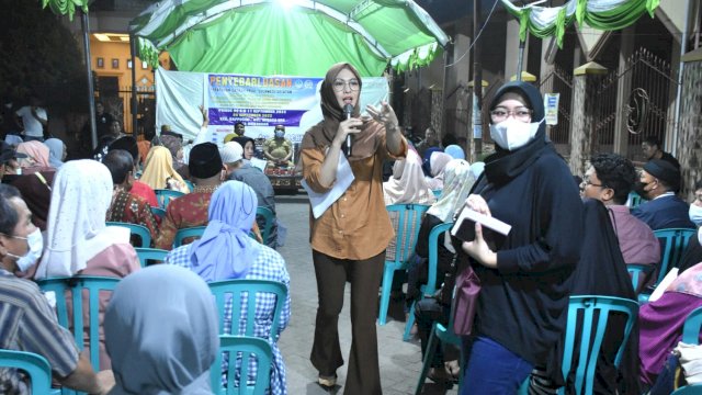 Ketua Komisi D DPRD Sulsel, Andi Rachmatika Dewi sosialisasikan Penyeberluasan Perda RPJMD, di Kelurahan Minasa Upa, Jumat (9/9/2022).