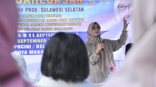 Ketua Komisi D DPRD Makassar, Andi Rachmatika Dewi sosialisasikan Rencana Pembangunan Jangka Menengah Daerah (RPJMD) Pemerintah Provinsi Sulsel 2018-2023, di Kelurahan Kassi-Kassi, Minggu (11/9/2022).