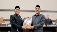 DPRD Makassar Bersama Pemkot Tandatangami Rancangan APBD Perubahan 2022