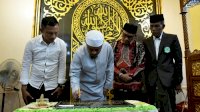 Gubernur Resmikan Masjid Darul Falah di Kelurahan Rappojawa Makassar