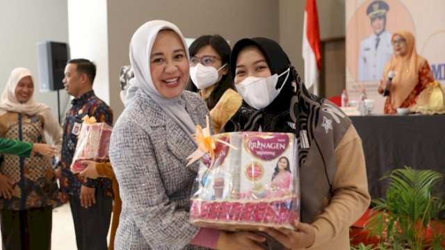 Cegah Stunting, Wawali: 1.000 Hari Pertama Kelahiran Adalah Peluang Emas Dasar Bagi Anak