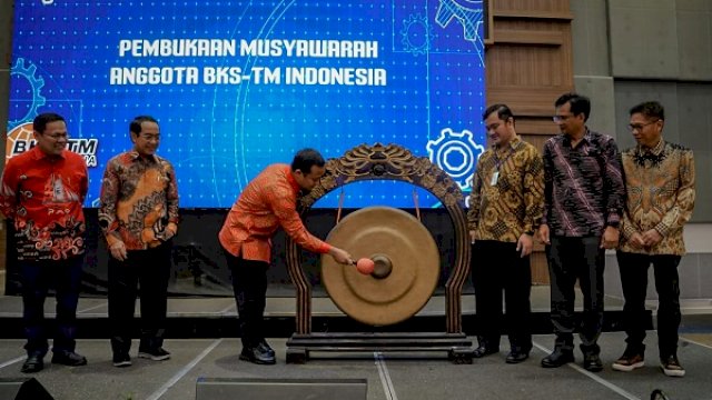 Gubernur Buka Musyawarah Badan Kerjasama Teknik Mesin
