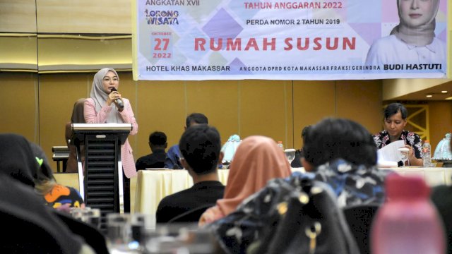 Anggota DPRD Makassar, Budi Hastuti sosialisasikan Perda Rumah Susun, di Hotel Khas Makassar, Jl Mappanyukki, Kamis (27/10/2022).