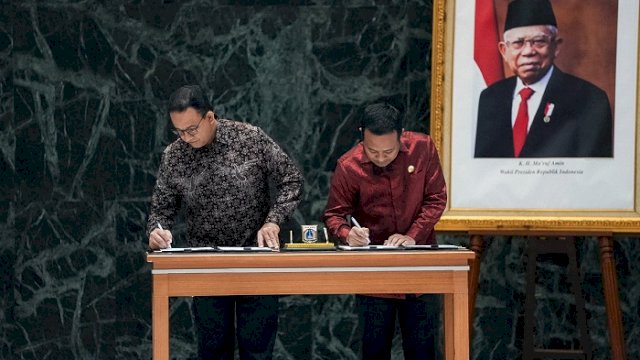 Andi Sudirman dan Anies Baswedan Teken MoU Pengembangan Potensi Daerah dan Peningkatan Pelayanan Publik