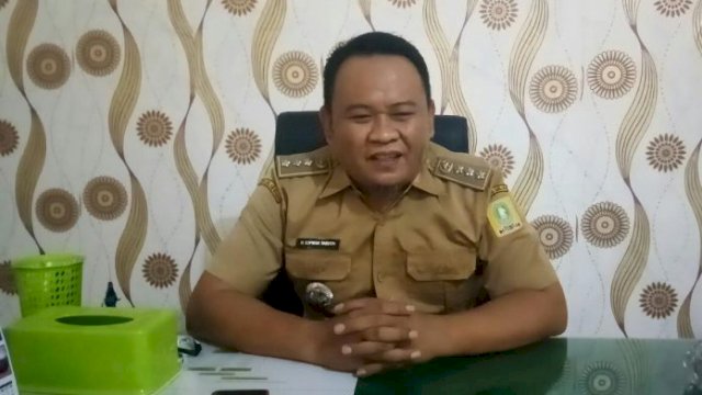 Camat Sinjai Utara H. Sofwan Sabirin.