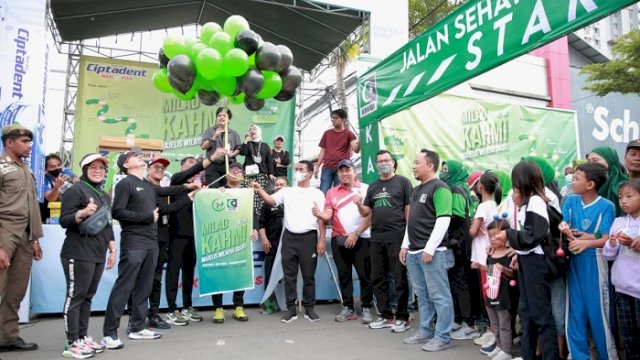 Walikota Lepas Jalan Sehat Milad ke-56 KAHMI Wilayah Sulsel