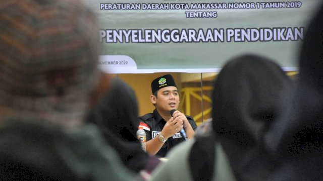 Ketua Komisi A DPRD Makassar, Rachmat Taqwa Quraisy sosialisasikan PerdaPenyelenggaraan Pendidikan, di Hotel Khas Makassar, Jl Andi Mappanyukki, Rabu (9/11/2022). 
