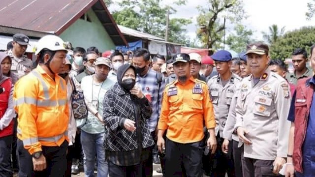 Menteri Sosial Tri Rismaharini melakukan kunjungan kerja ke Sulsel, didampingi Gubernur Sulsel Andi Sudirman Sulaiman.