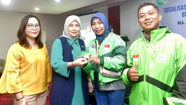 Anggota DPR RI, Aliyah Mustika Ilham saat Sosialisasi Jaminan Sosial Ketenagakerjaan BPJS Ketenagakerjaan, yang di gelar di Hotel Royal Bay, Minggu (13/11/2022).