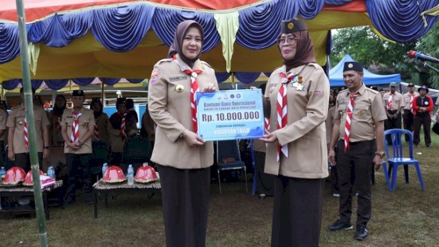 Kwarcab Makassar Beri Bantuan Dana Operasional, Fatmawati: PR Kita Banyak