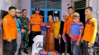 BPBD Makassar Serahkan Bantuan untuk Korban Kebakaran di Biring Romang