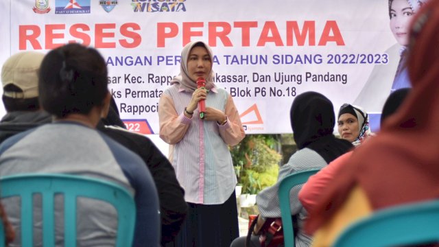 Anggota DPRD Makassar, Rezki serap aspirasi Warga Kompleks Permata Hijau Lestari Blok P6, Kelurahan Kassi-Kassi, Kecamatan Rappocini, Makassar, Jumat (2/12/2023).