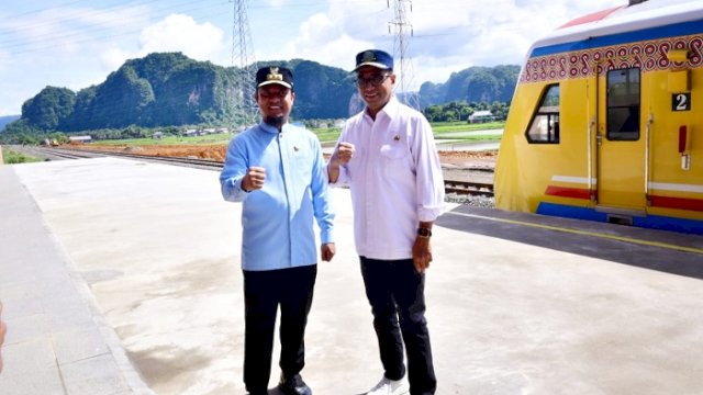 Naik Kereta Api Makassar-Parepare Akan Nikmati Keindahan Wisata Alam Maros, Pangkep, dan Barru