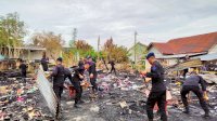 2 Rumah Terbakar, Personel Brimob Bone Dikerahkan ke Lokasi