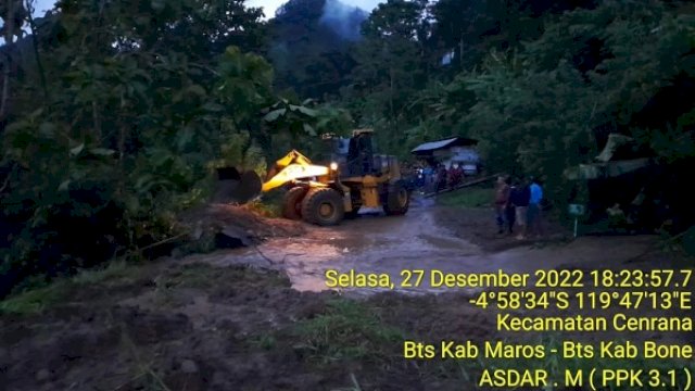 Longsor Tutup Jalan Nasional Poros Maros-Bone, PUTR Provinsi Koordinasi Balai Jalan Nasional