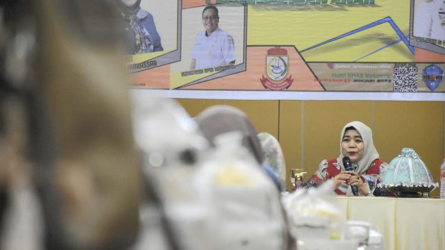 Anggota DPRD Makassar, Nurul Hidayat sosialisasikan Perda Perlindungan Anak, di Khas Hotel Makassar, Jumat (27/1/2023).