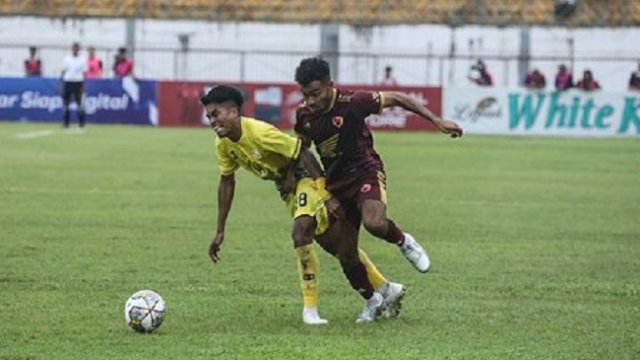 PSM Makassar ditahan imbang Barito Putra 1-1 pada lanjutan Liga 1 2022/2023 di Stadion Demang Lehman Martapura, Kabupaten Banjar, Kalimantan Selatan (Kalsel), Selasa (10/1/2023). (twitter/@PSM_Makassar)