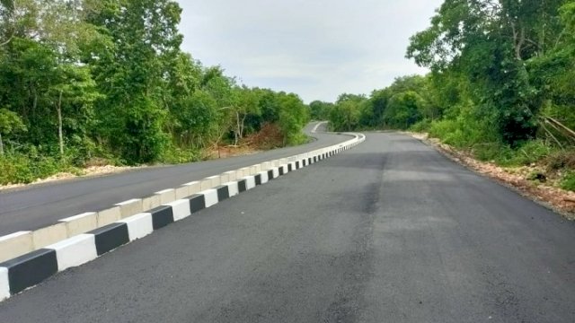 Geliatkan Sektor Pariwisata, Pembangunan Ruas Tongkarayya-Goa Passea di Bulukumba Segera Tuntas