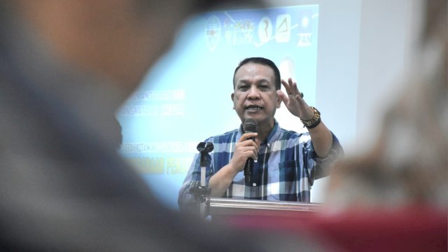 Anggota DPRD Makassar, Hasanuddin Leo sosialisasikan Perda Penyelenggaraan Pendidikan, di Hotel Royal Bay, Jl Sultan Hasanuddin, Selasa (7/3/2022).