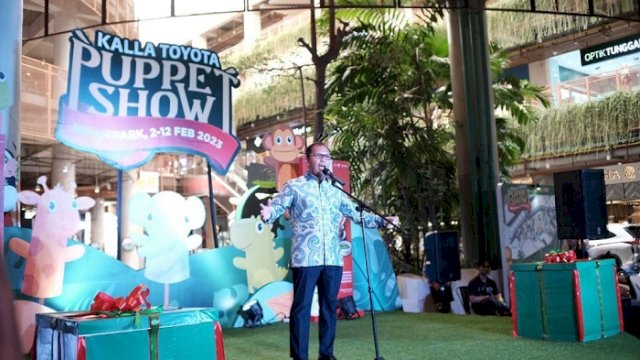 Danny Gaungkan Makassar Kota Makan Enak di Puppet Show Kalla Toyota