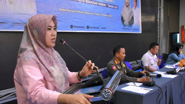 Anggota DPRD Makassar, Fatma Wahyuddin sosialisasikan Perda Ketertiban Umum, Ketentraman, dan Perlindungan Masyarakat, di Hotel Horison Ultima, Jl Jenderal Sudirman. Rabu (29/3/2023).