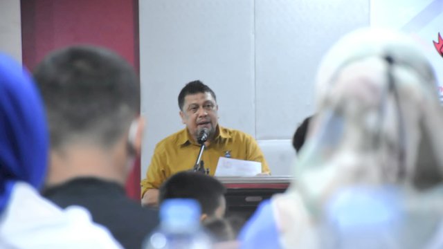 Anggota DPRD Makassar, Arifin Dg Kulle sosialisasikan Perda Pengawasan dan Pengendalian Peredaran dan Penjualan Minuman Beralkohol, di Hotel Royal Bay Makassar, Kamis (30/3/2023).