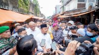 Pantau Stok Bahan Pokok di Pasar Tradisional, Gubernur Sulsel Imbau Masyarakat Bijak Berbelanja