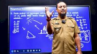 Gubernur Sulsel Ngajar 1.000 Kelas SMA se-Sulsel Melalui Smart School