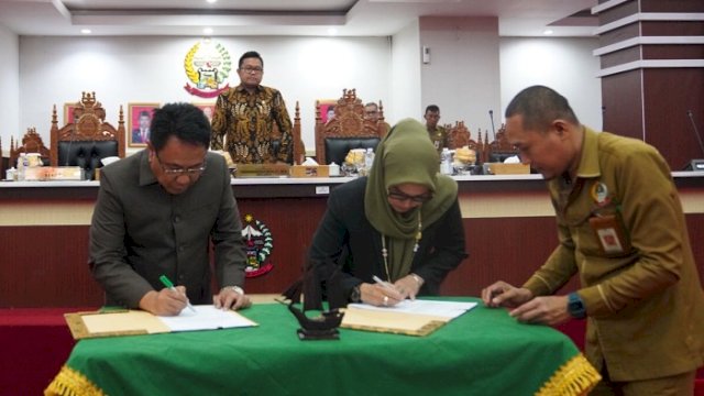 Pemprov-DPRD Sulsel Sepakati Dua Perda Baru