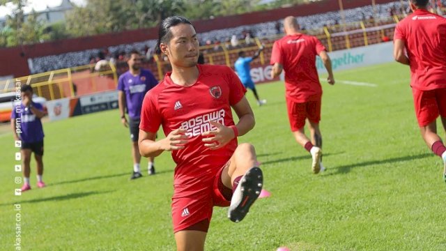 Para pemain PSM saat menggelar latihan. (twitter/@PSM_Makassar)