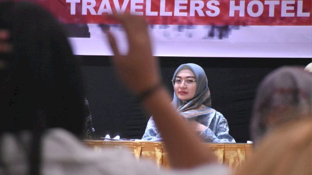 Anggota DPRD Makassar, Budi Hastuti sosialisasikan Perda Pelayanan Kesehatan, di Hotel Travelers Phinisi, Jalan Lamadukelleng Buntu, Selasa (18/4/2023).