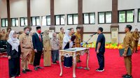 Gubernur Lantik 13 Pejabat Pemprov Sulsel, Ini Harapannya