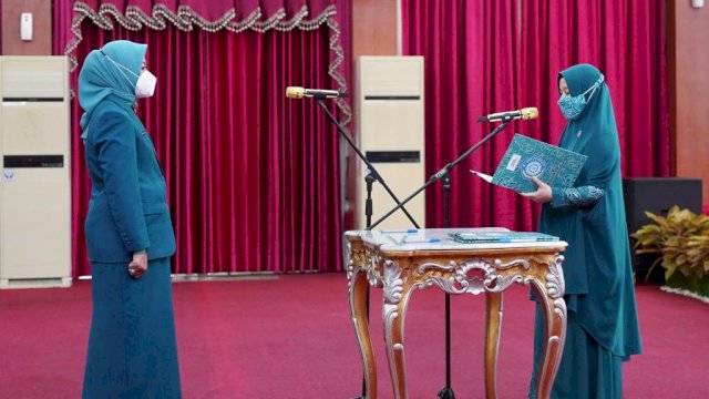 Naoemi Octarina Lantik Andi Herfida Attas sebagai Ketua PKK Bulukumba