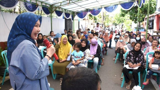 Reses di Pisang Selatan, Rezki Beri Solusi Keluhan Warga Soal Pengadaan CCTV dan Kebersihan Lorong