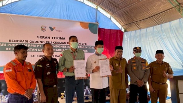 PT Vale Serah Terima Renovasi PKM Bahomotefe ke Pemda Morowali