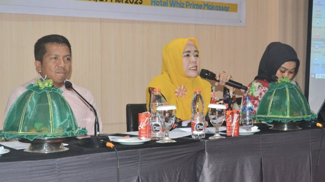 Anggota DPRD Makassar, Nurul Hidayat sosialisasikan Perda Kepemudaan, di Hotel Whiz Prime, Jl Jenderal Sudirman, Senin (29/5/2023).