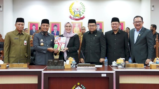 Terima Rekomendasi DPRD Atas LKPJ 2022, Ini Tanggapan Gubernur Sulsel