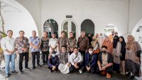 Gubernur Andi Sudirman Terima WNI Asal Sulsel yang Telah Dievakuasi dari Sudan
