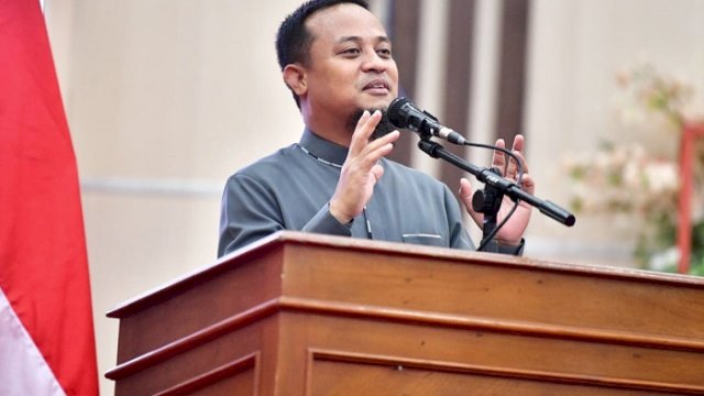 Gubernur Sulawesi Selatan Andi Sudirman Sulaiman.