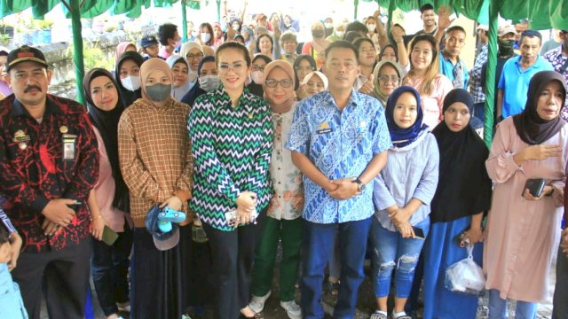 Anggota DPRD Sulsel, Debbie Rusdin serap Aspirasi Warga Kelurahan Kampung Buyang, Kecamatan Mariso, Kamis (8/6/2023)