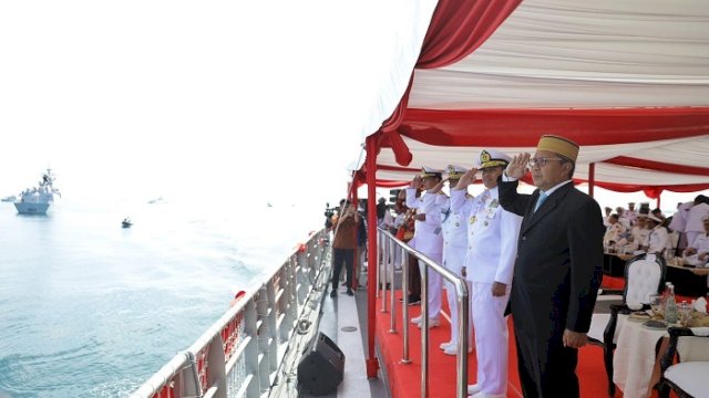 17 Armada Kapal Perang Asing Penuhi Laut Makassar, Danny: Ini Momen yang Sangat Berkesan
