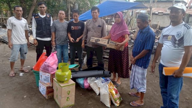 BPBD Sulsel Salurkan Bantuan untuk Korban Kebakaran di Bantaeng