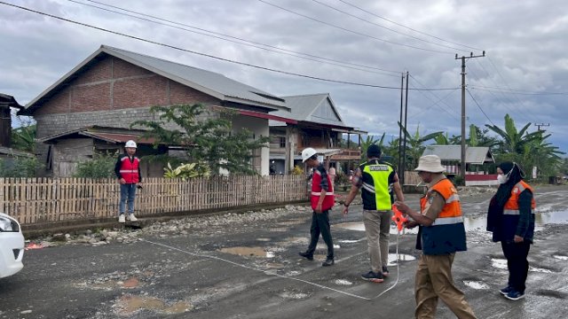 Pemprov Sulsel Segera Tangani Jalan Rusak Ruas Tanabatue-Sanrego-Palattae di Bone