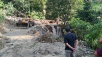 Akses Jalan yang Sempat Tertutup Longsor di Sinjai Kini Sudah Bisa Dilalui Kendaraan